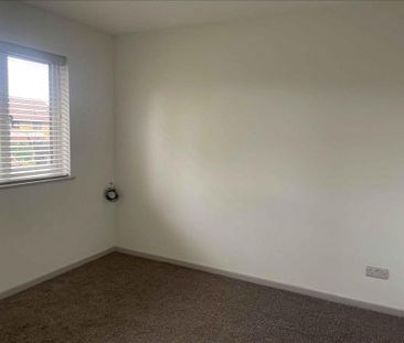 3 bedroom end of terrace house to rent - Photo 1