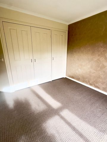 Endeavour Hills - Photo 3