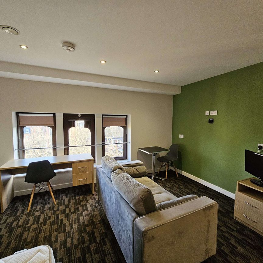 Flat 27, Gladstone Buildings, 1 St James Row, S1 2EU - Photo 1