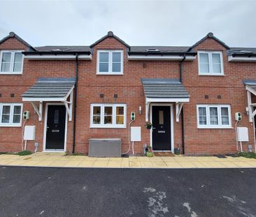 2 bedroom terraced house to rent - Photo 2