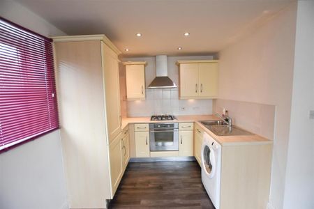 2 bedroom apartment to rent - Photo 5