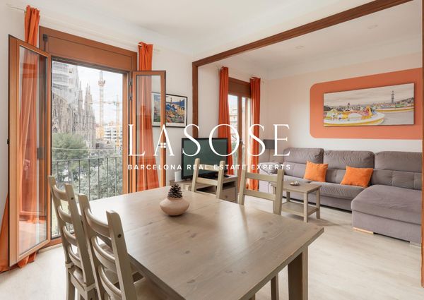 Apartment 63m² with terrace to rent in Dreta de l'Eixample, Barcelona