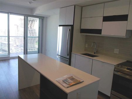 For Lease - 4065 Confederation Pkwy Parkway Unit# 3409, Mississauga, Ontario - Photo 4