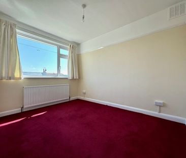 Eley Crescent, Rottingdean, BN2 7FE 2 bedroom bungalow to rent - Photo 2