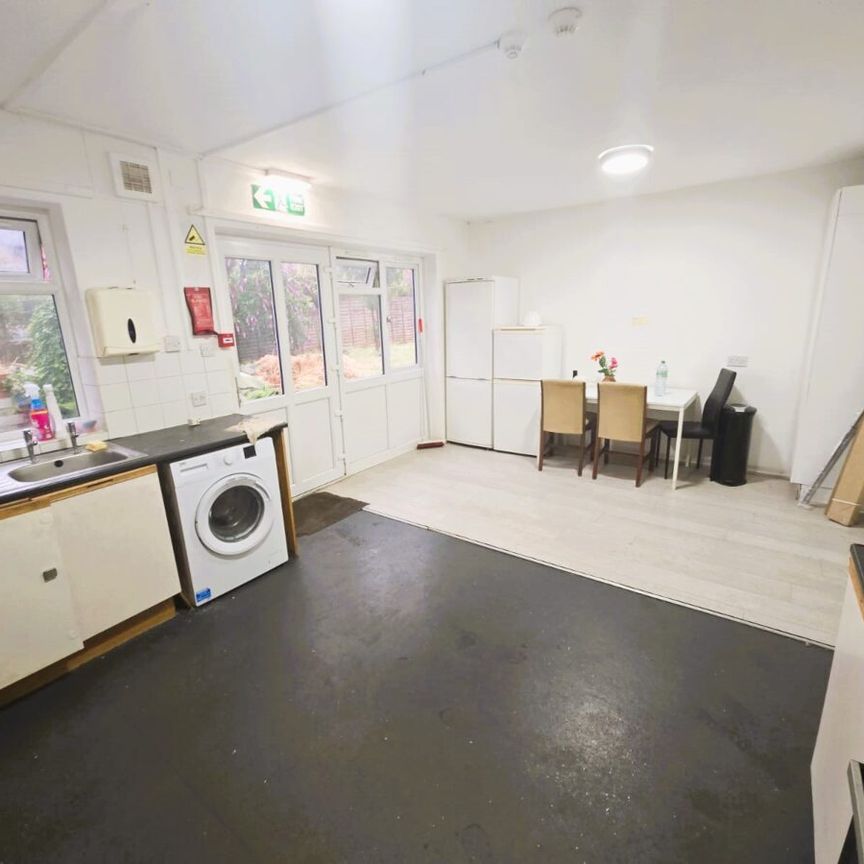 Pell Street, RG1, Reading - Photo 1