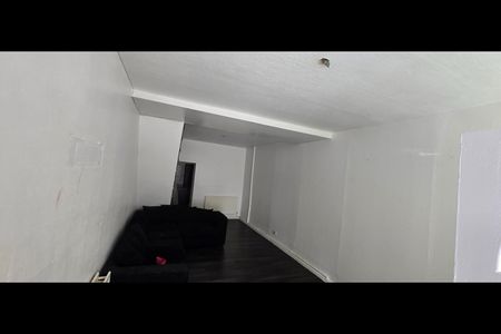 2 Bed Terraced House, Coventry St, CV2 - Photo 3