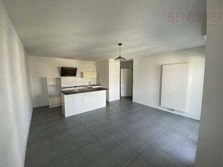Location Appartement 2 pièces 43m² ANGLET 64600 - Photo 3