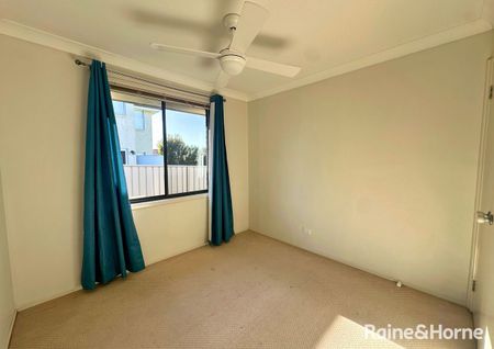 Modern Family Home in a Peaceful Location - Photo 3