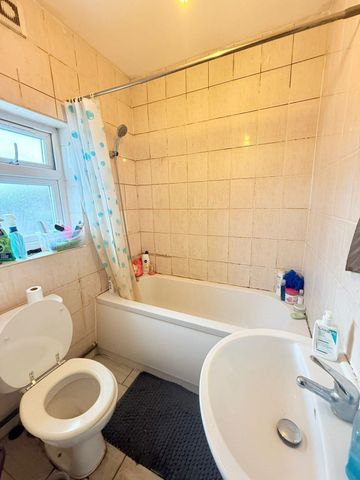 Double room to rent close to Goodmayes station - £800 - Photo 3