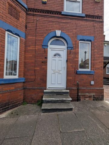 1 bedroom in a house share to rent - Photo 5