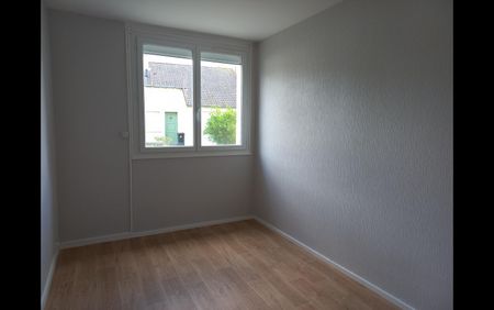 Location Appartement 5 pièces 75 m² La Châtre - Photo 2