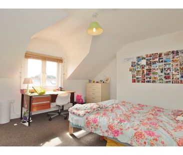 5 bedroom terraced house to rent - Photo 2