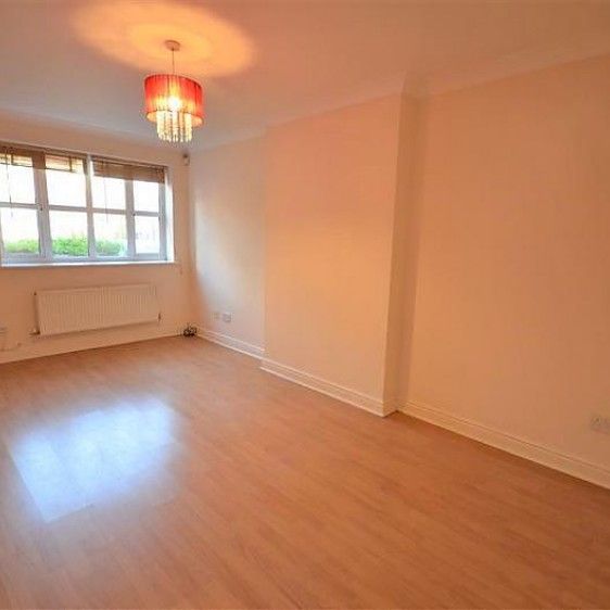 2 Bedroom Apartment To Let - Photo 1