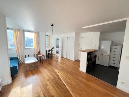 Location Appartement 2 pièces Meublé 52m² VILLEURBANNE 69100 - Photo 4