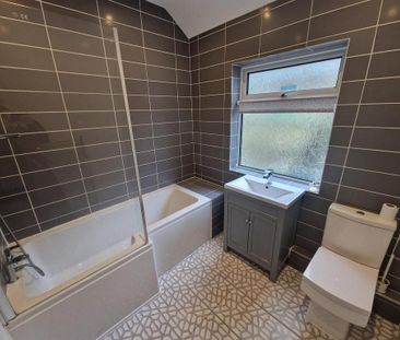 3 bedroom terraced house to rent - Photo 6