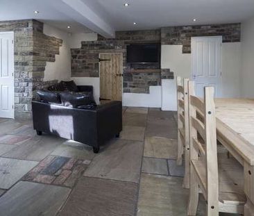 8 Highfields, Huddersfield, HD1 - Photo 1