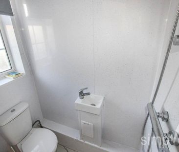 3 bedroom house to rent - Photo 3