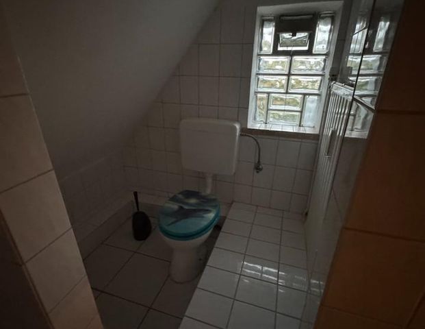 Dachgeschosswohnung 65m2 750€ Warmmiete - Photo 1