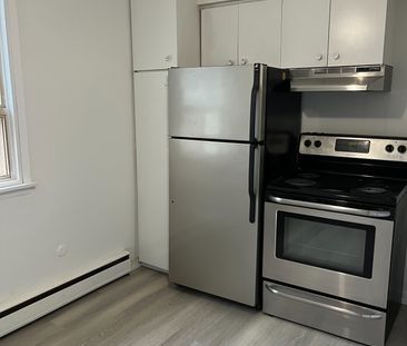 For Lease - 234 LENNOX Avenue Unit# 2, Richmond Hill, Ontario - Photo 4