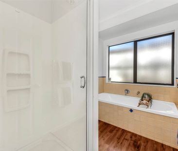 Cul-de-sac Living - Beachlands - Photo 2