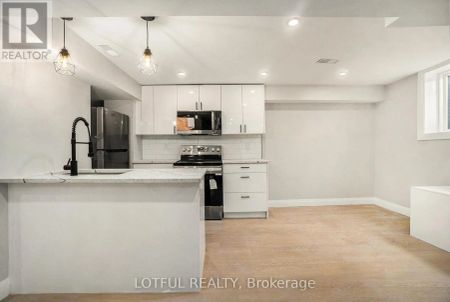 B - 75 DALEHURST DRIVE - Photo 2
