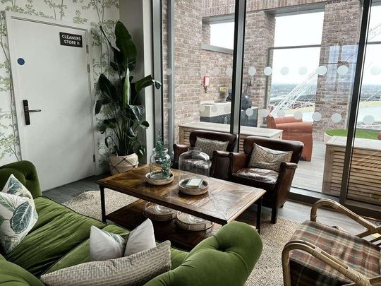 Wembley Park, Wembley, Greater London, HA9 - Photo 1