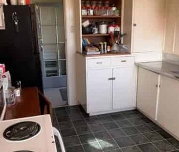 2-bedroom unit - Photo 3