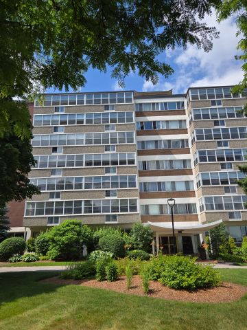 For Lease - 45 Westmount Road Unit# 603, Waterloo, Ontario - Photo 2