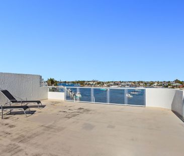 Waterfront Mooloolaba Penthouse - Photo 1