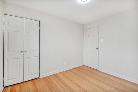 For Lease - 1391 Claymor Avenue, Mooneys Bay - Carleton Heights and Area, Ontario - Photo 4