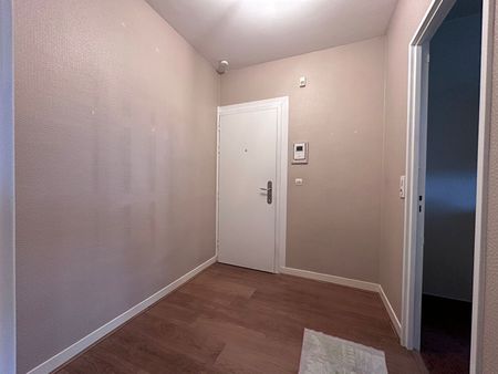 Location appartement 2 pièces, 61.59m², Reims - Photo 2