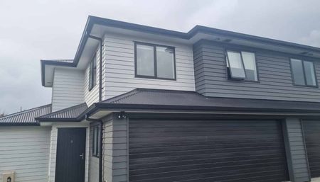 Easy Living in the Heart of Hamilton - Photo 3