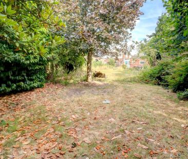 3 bedroom semi-detached house to rent - Photo 5