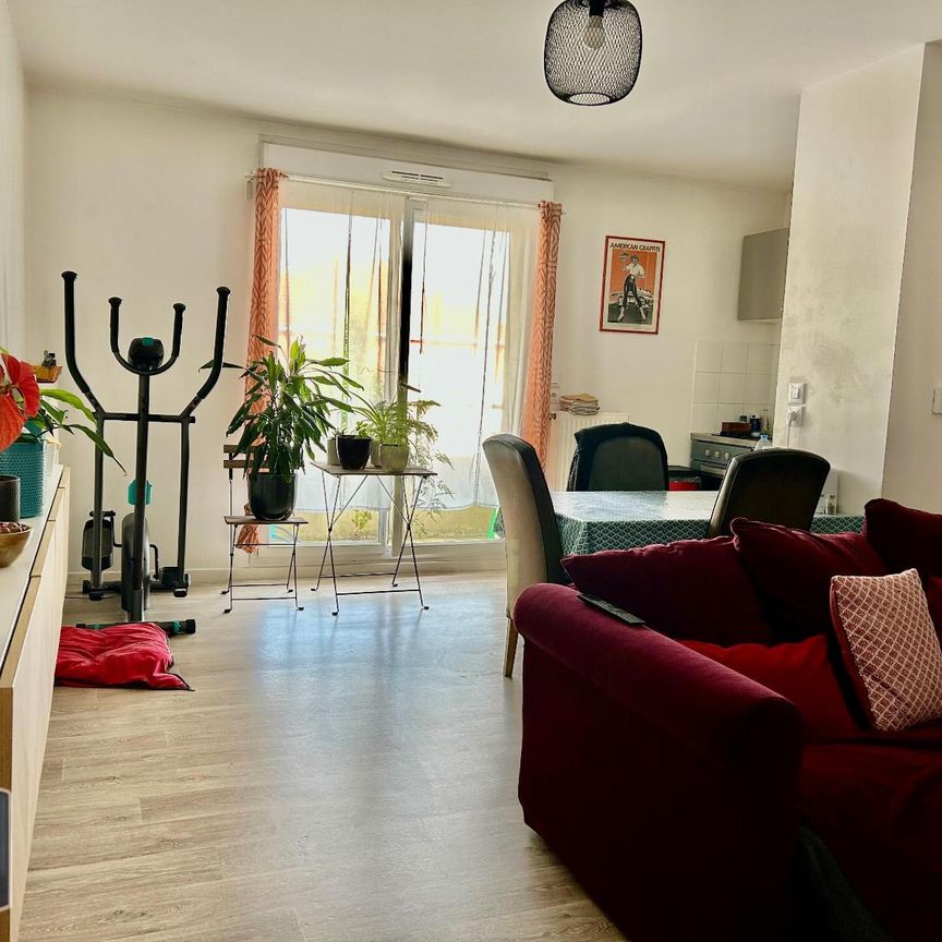 Location Appartement 2 pièces 43m² NOYELLES SOUS LENS 62221 - Photo 1