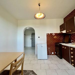 Pronájem bytu 3+1 69 m2 - Fotografie 2
