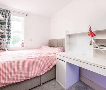 3 bedroom terraced house to rent - Photo 6