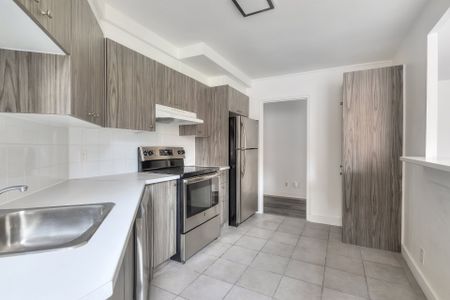 3635 Av. Ridgewood, #208 - Photo 4