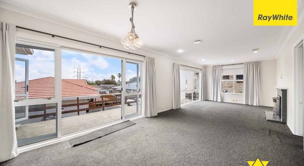 Warm, Practical Living in a Highly Convenient Location - Photo 1