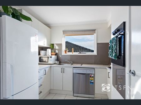 2/13 Proud Terrace, Flora Hill - Photo 3