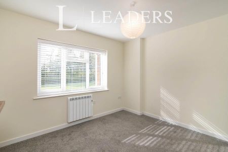 3 bedroom bungalow to rent Church Road, Kessingland, Lowestoft, Suffolk, NR33 - Photo 5
