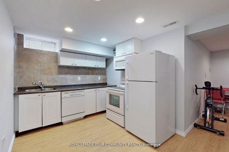 For Lease - 520 Stone Road, Aurora, Ontario - Photo 5