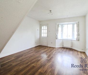 2 bedroom semi-detached house to rent - Photo 5