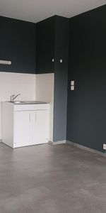 Location Appartement 2 pièces 34m² LONS LE SAUNIER 39000 - Photo 3