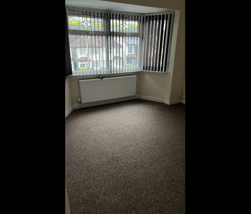 3 Bed Semi-Detached House, Cateswell Road, B11 - Photo 2