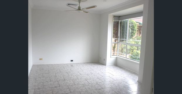 Beautiful 4 bedroom family home! - Photo 1