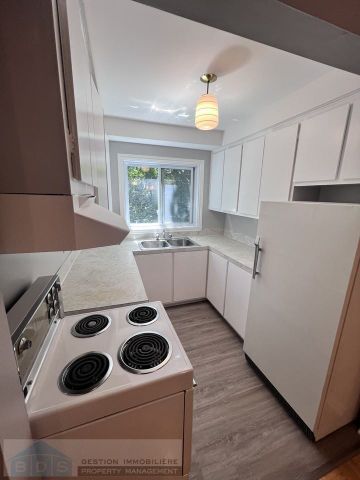 930 Place Sims apartment — Dorval, QC (2-Bedroom) - 2 Bedroom - Photo 5