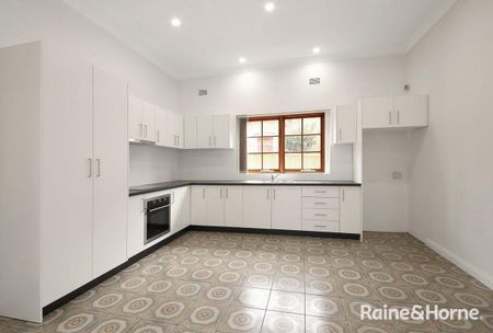 2/20 Gloucester Street, Rockdale, NSW 2216 - Photo 3