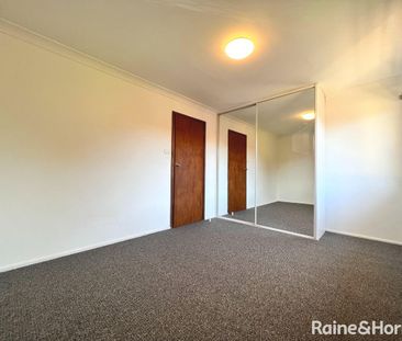 2/6 Campbell Place, Nowra, NSW 2541 - Photo 1