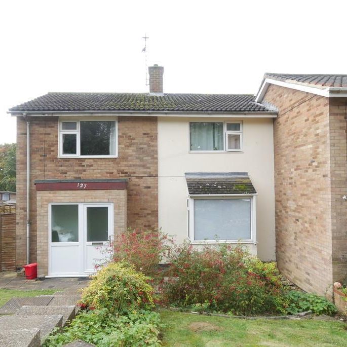 1 bedroom in a house share to rent - Photo 1