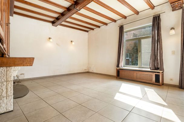 HANDELSPAND 111M2 MET WOONST 199M2 OP PERFECTE LOCATIE MET ENORME VISIBILITEIT! - Photo 1